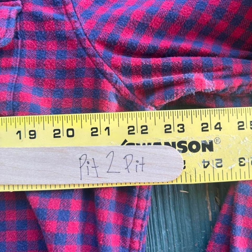 American eagle Red and black flannel shirt - Picture 5 of 6